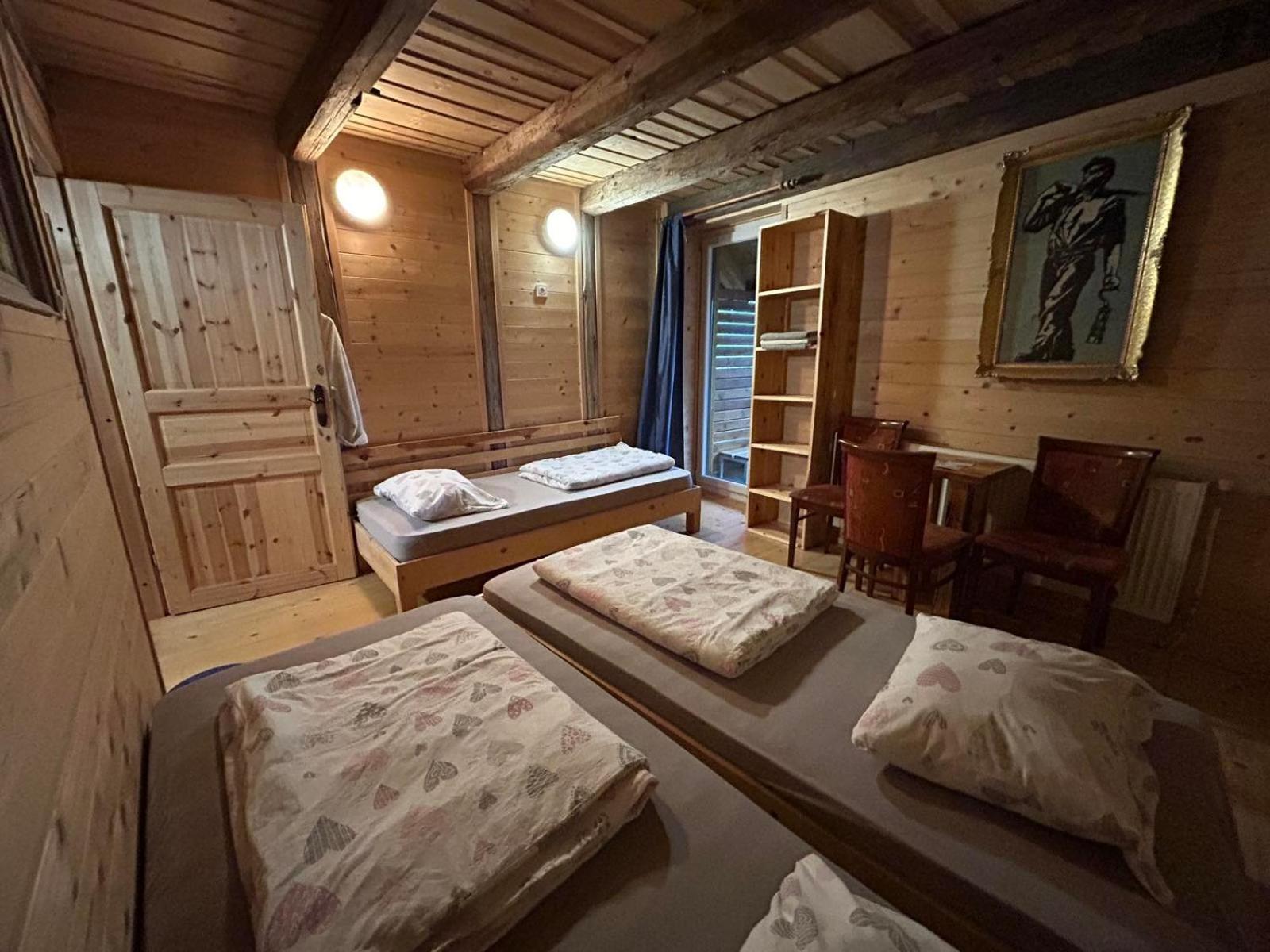 House Jaro & Camp Jaro Guest House Велене Екстериор снимка